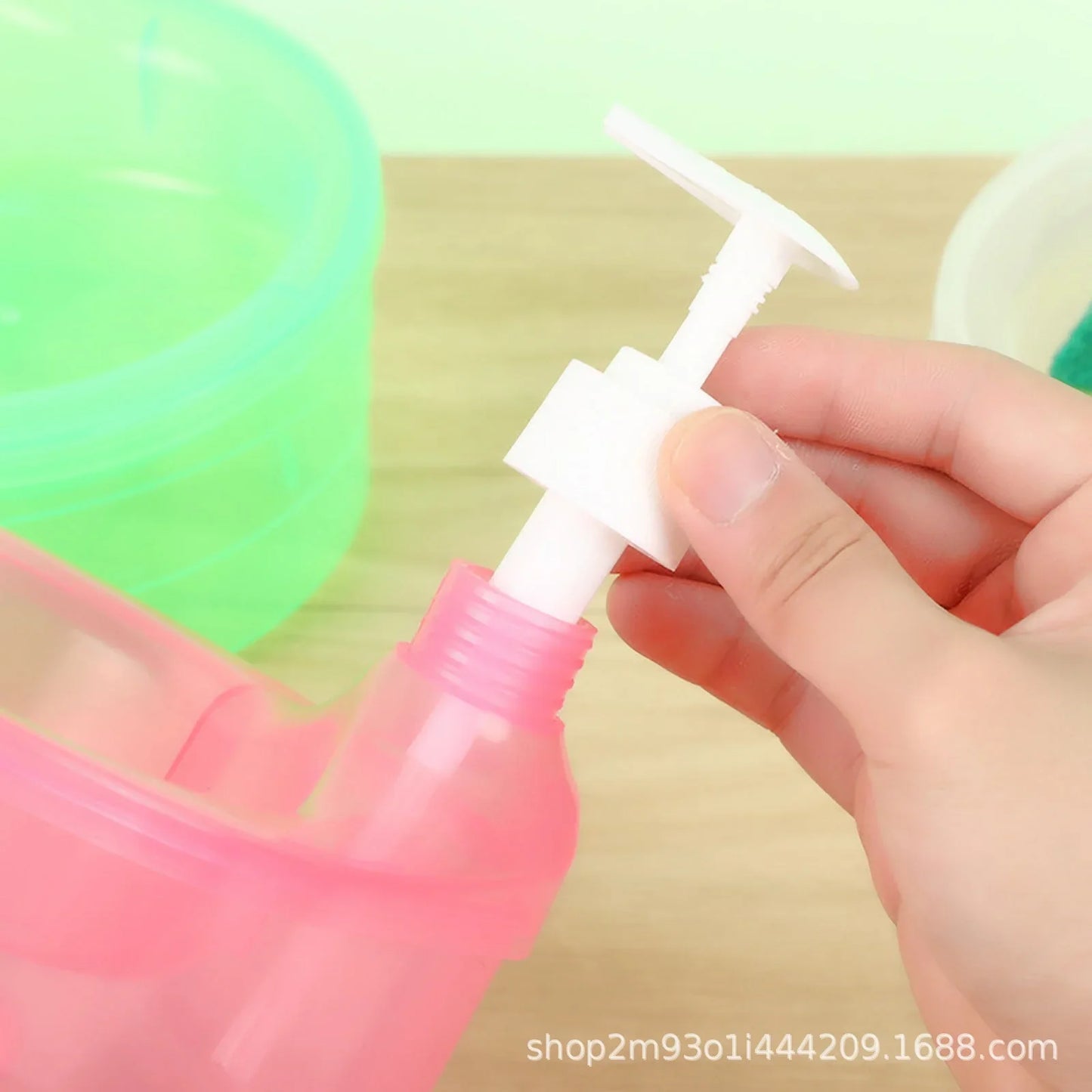 Kitchen Liquid Dispenser (Get a Free Sponge on Every Order)